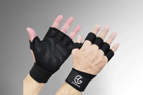 Black Color Open Handed Gym Gloves With Big Silicon Palm For Weighlfting Workouts